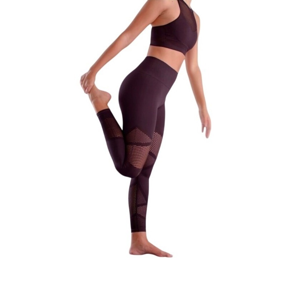 Fabletics Burgundy Mesh High Waist Legging Athletic Performance Workout Sz Large